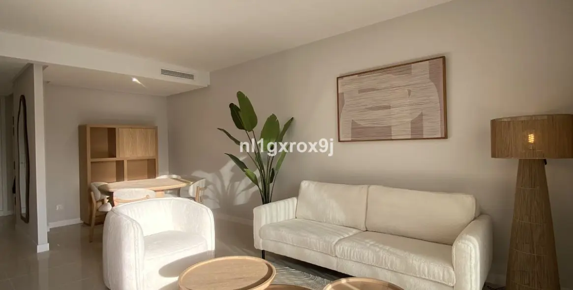 Sale of middle floor apartment in Estepona 7