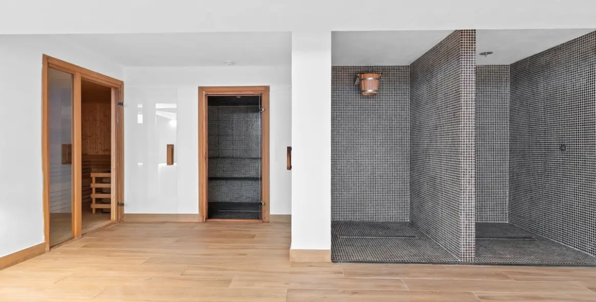 Alquiler a largo plazo de apartamento en planta media en Calanova Golf 12