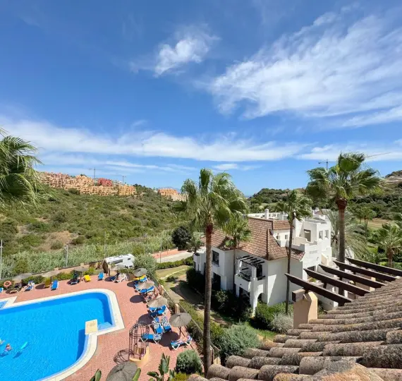 Sale of penthouse in La Duquesa