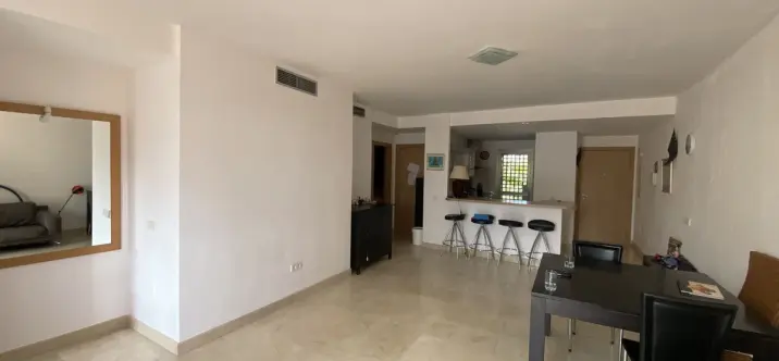 Sale of penthouse in Bel Air 1