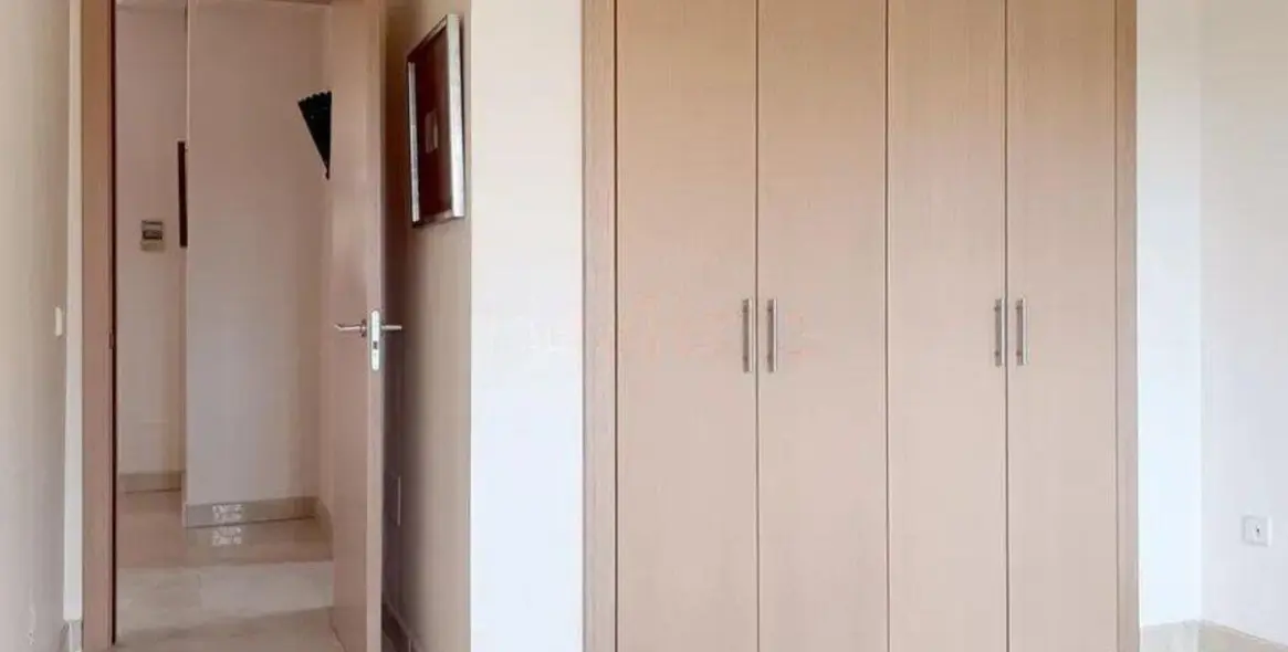 Sale of penthouse in Bel Air 14