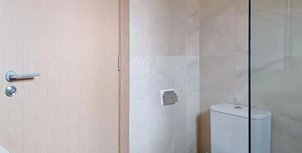 Sale of penthouse in Bel Air 16