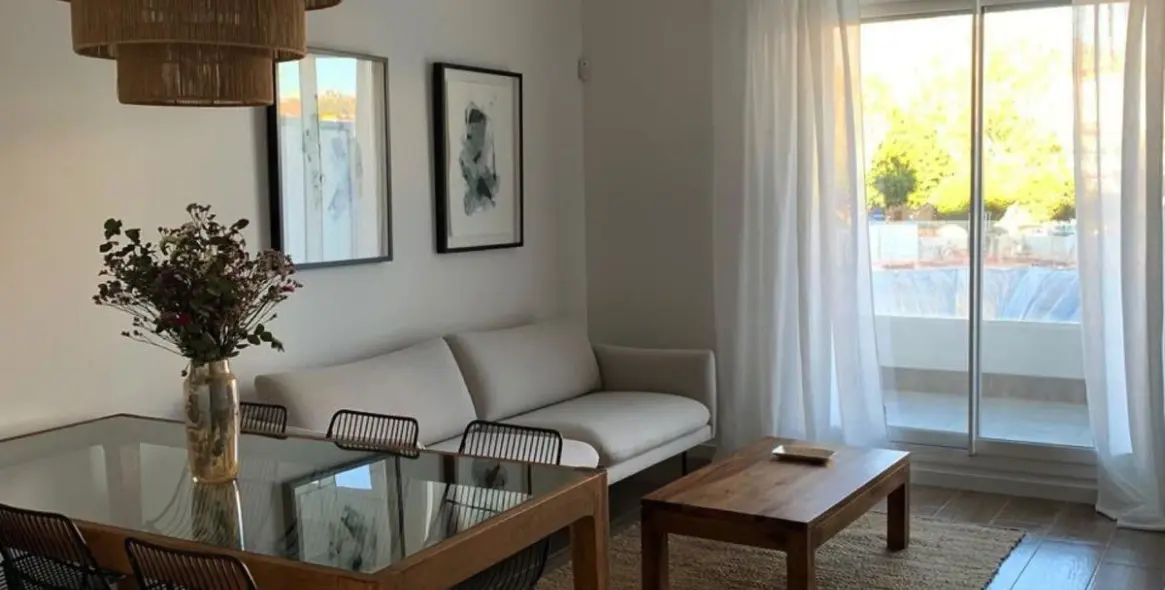 Sale of middle floor apartment in Nueva Andalucía 5