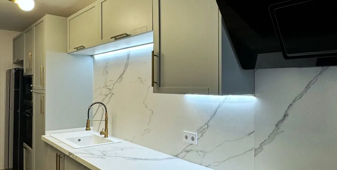 Долгосрочная аренда двухуровневых апартаментов в Benahavís 20