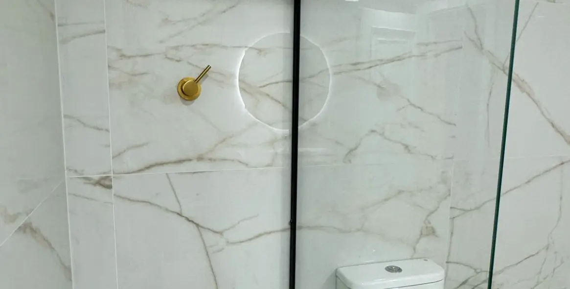 Долгосрочная аренда двухуровневых апартаментов в Benahavís 25