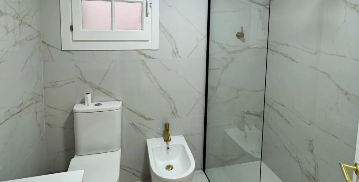 Долгосрочная аренда двухуровневых апартаментов в Benahavís 24