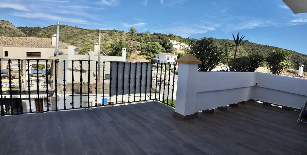 Долгосрочная аренда двухуровневых апартаментов в Benahavís 37