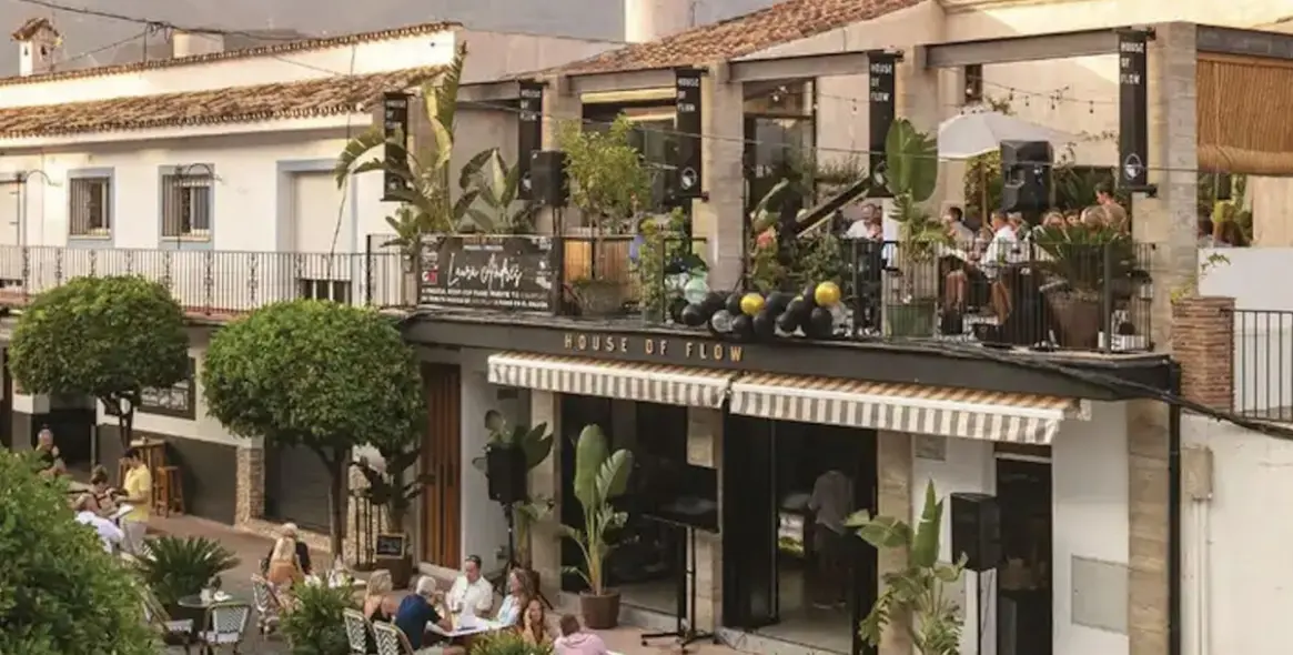 Долгосрочная аренда двухуровневых апартаментов в Benahavís 41