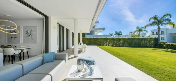 Апартаменты на первом этаже R5105848 3