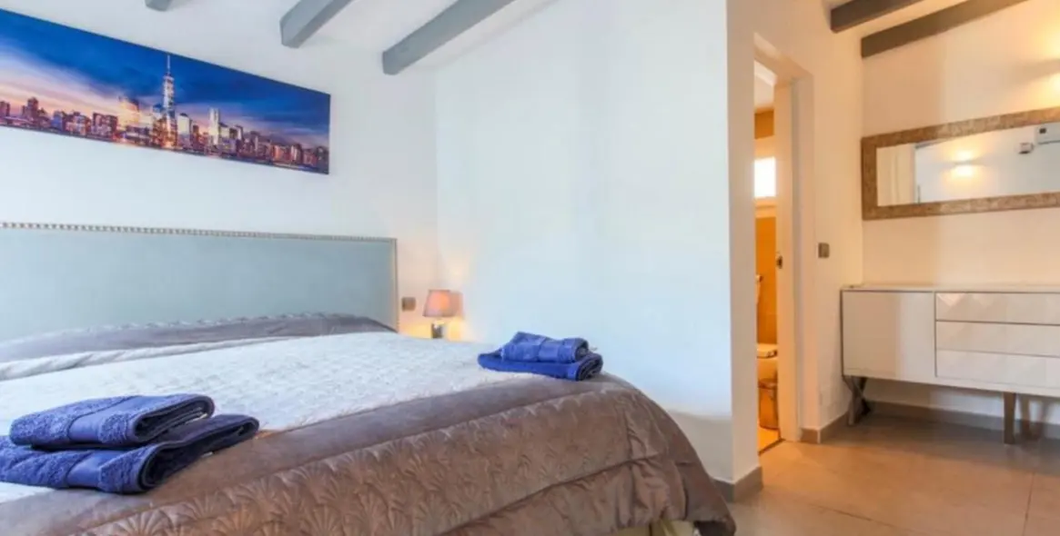 Продажа  отдельно стоящей виллы в Estepona (район Costalita) 18