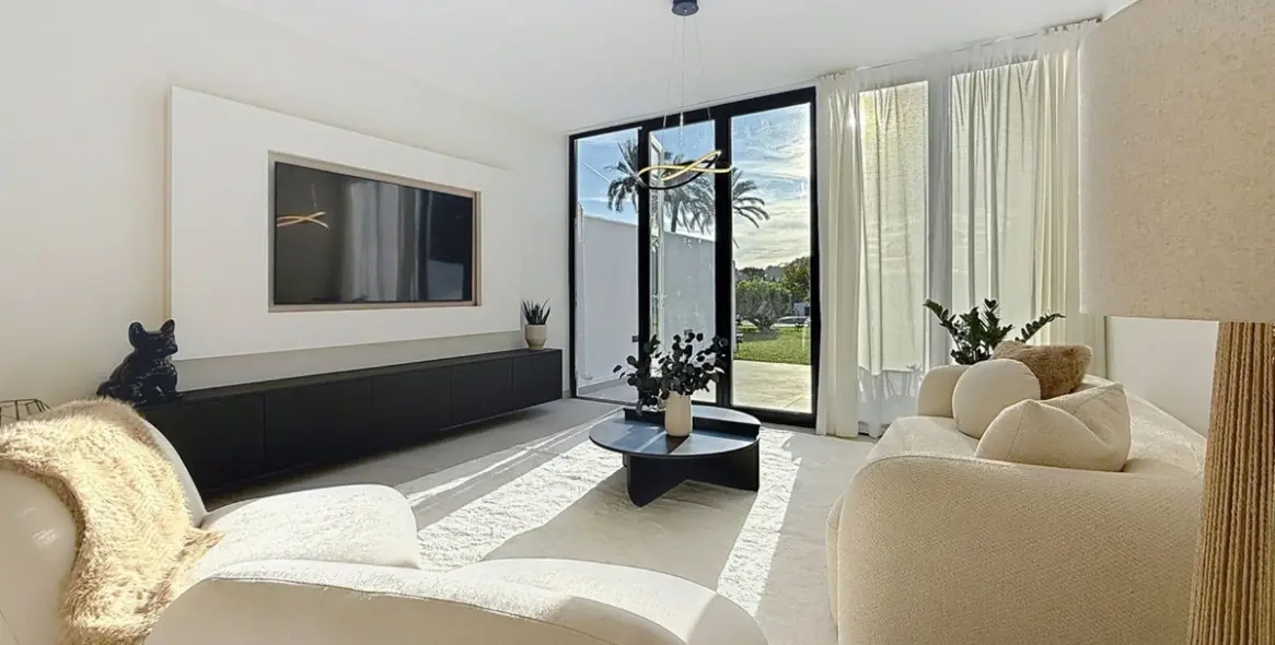 Продажа таунхауса в Nueva Andalucía (район Nueva Andalucía) 3