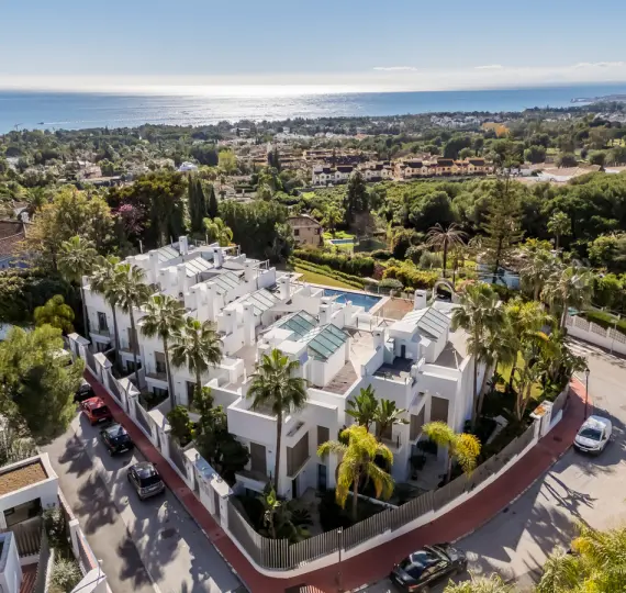 Таунхаус R4994239