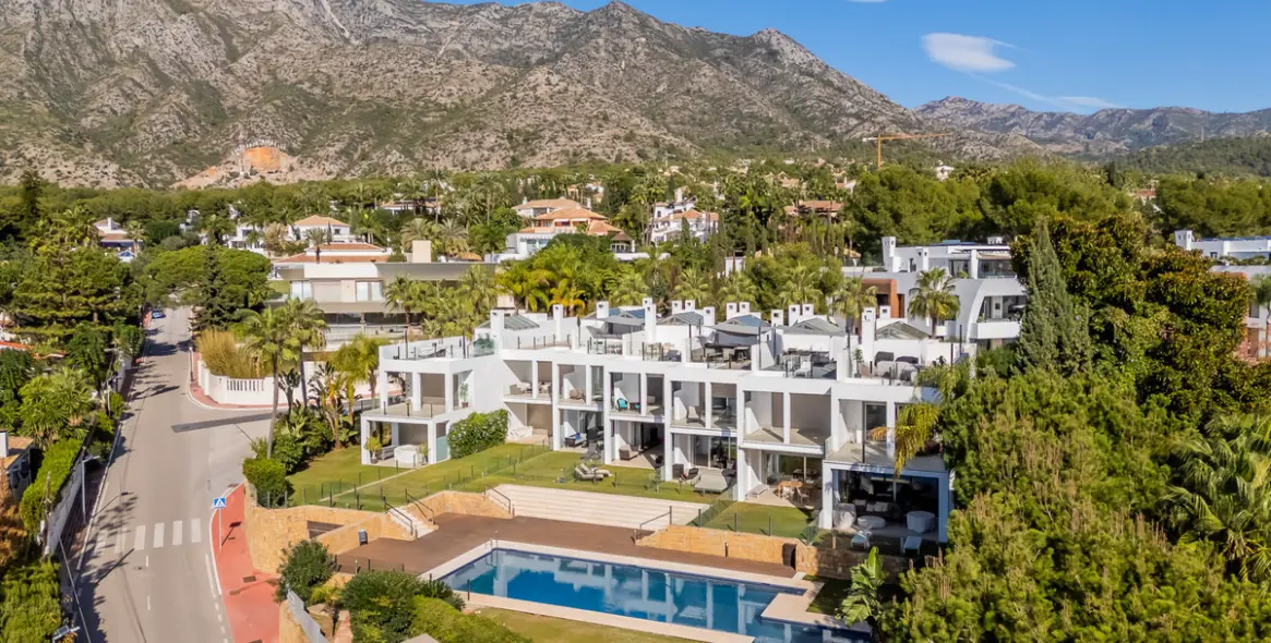 Продажа таунхауса в Marbella (район Sierra Blanca) 2