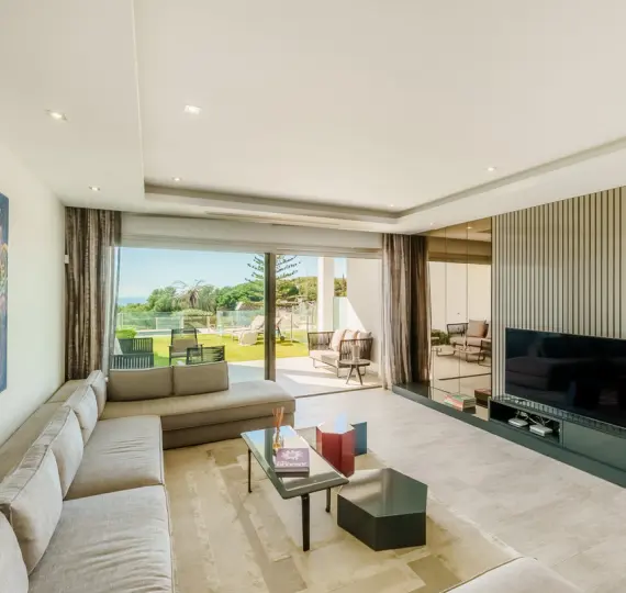 Таунхаус R4994239