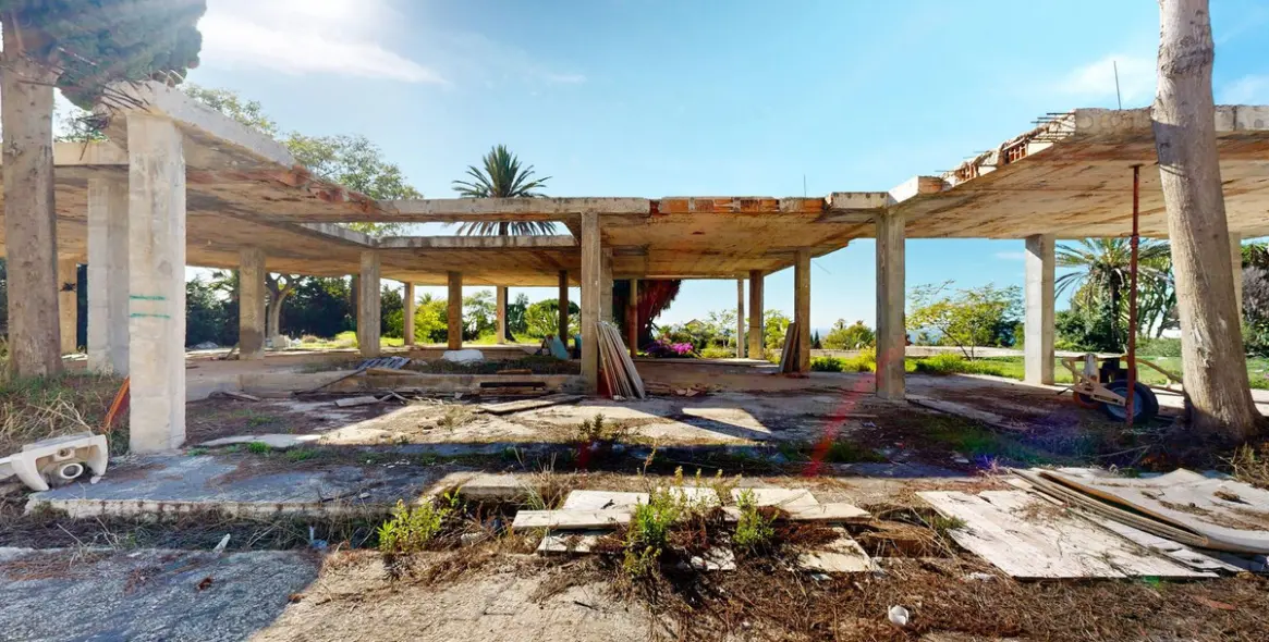 Продажа  жилого участка в Marbella East (район Hacienda Las Chapas) 3