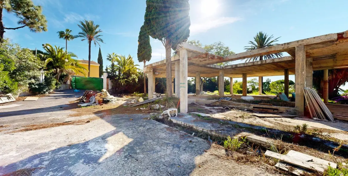 Продажа  жилого участка в Marbella East (район Hacienda Las Chapas) 4