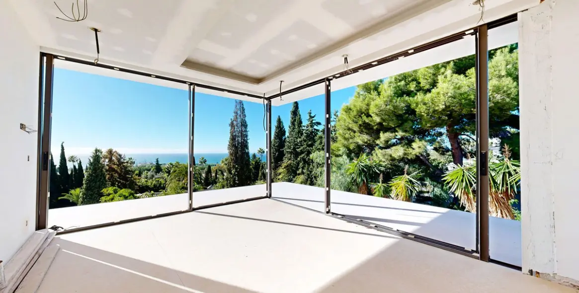 Продажа  отдельно стоящей виллы в Marbella East (район Hacienda Las Chapas) 6