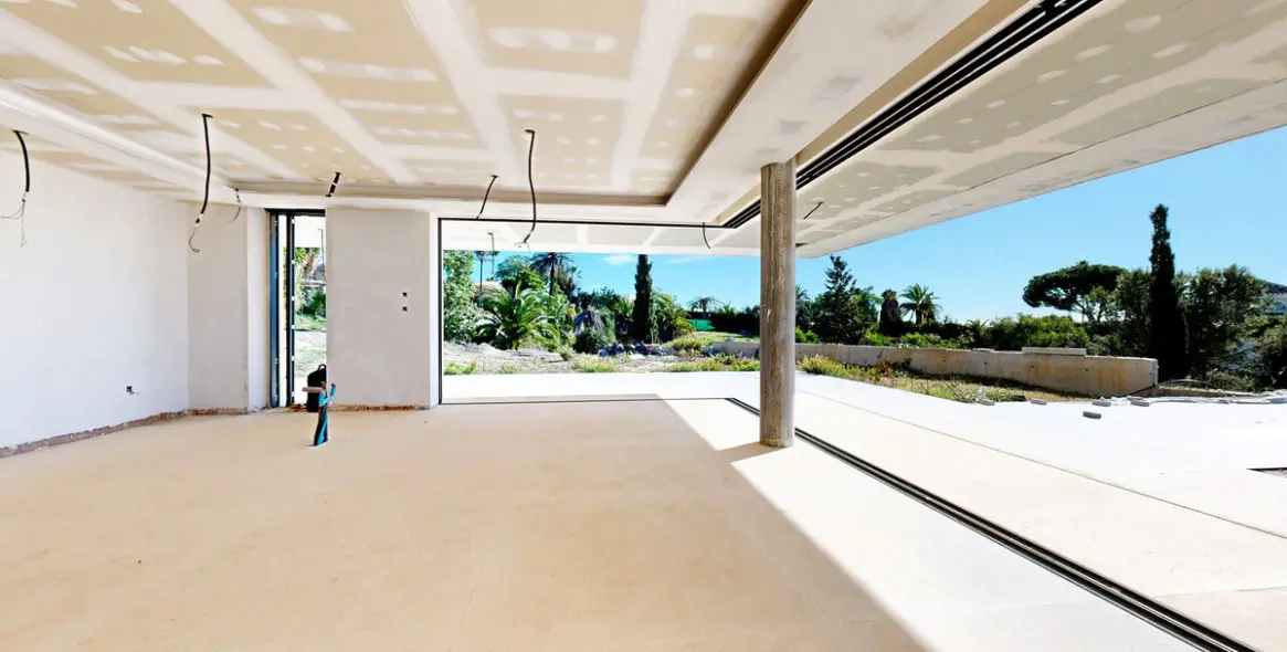 Продажа  отдельно стоящей виллы в Marbella East (район Hacienda Las Chapas) 8