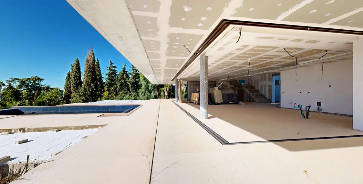 Продажа  отдельно стоящей виллы в Marbella East (район Hacienda Las Chapas) 9