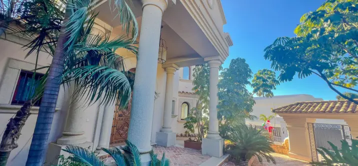 Oтдельно стоящая вилла R5246014 0