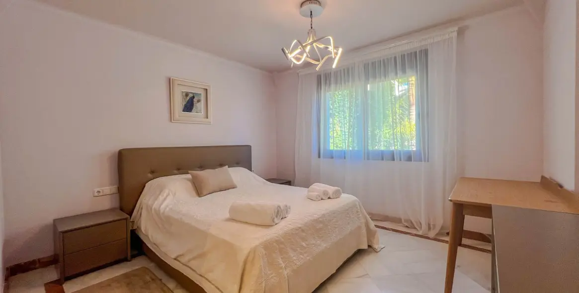 Long-term rent of detached villa in Los Flamingos 22