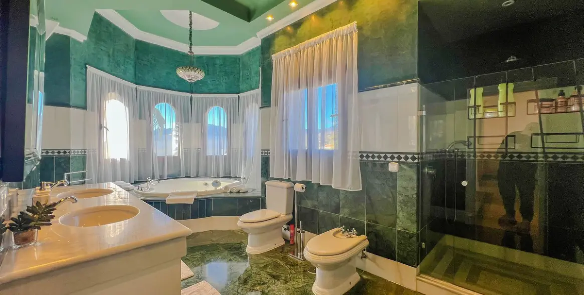 Long-term rent of detached villa in Los Flamingos 22