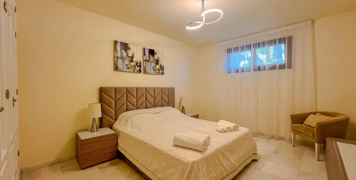 Long-term rent of detached villa in Los Flamingos 30