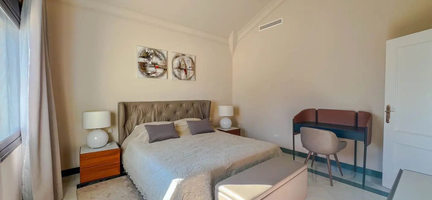 Venta de villa independiente en Los Flamingos 2