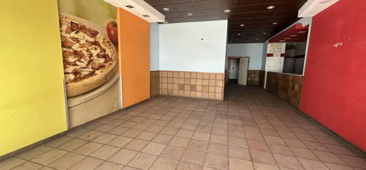 Long-term rent of restaurant in Estepona 3