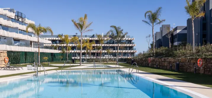 Long-term rent of penthouse duplex in New Golden Mile 0