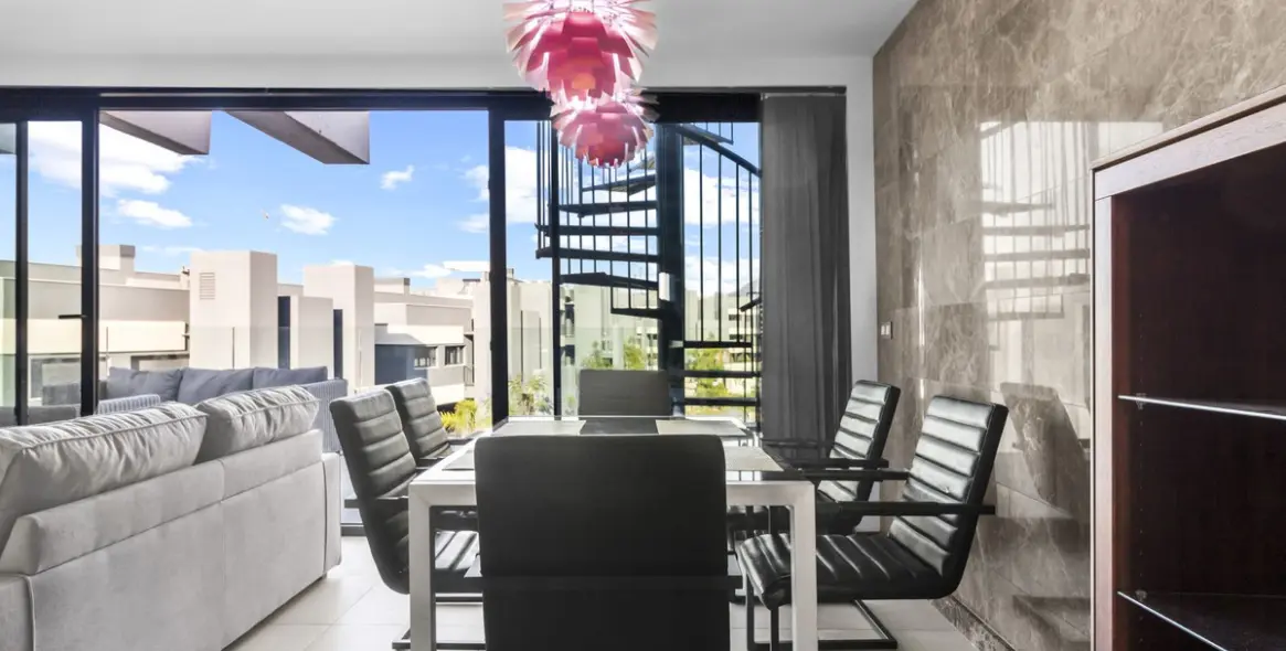 Long-term rent of penthouse duplex in New Golden Mile 3