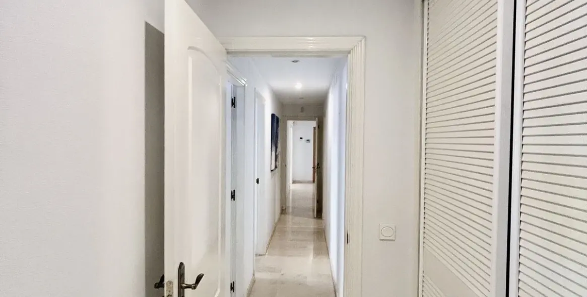 Long-term rent of ground floor apartment in San Pedro de Alcántara 10