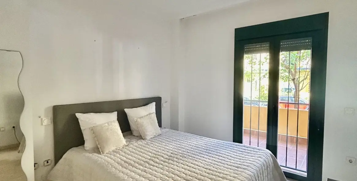 Long-term rent of ground floor apartment in San Pedro de Alcántara 12