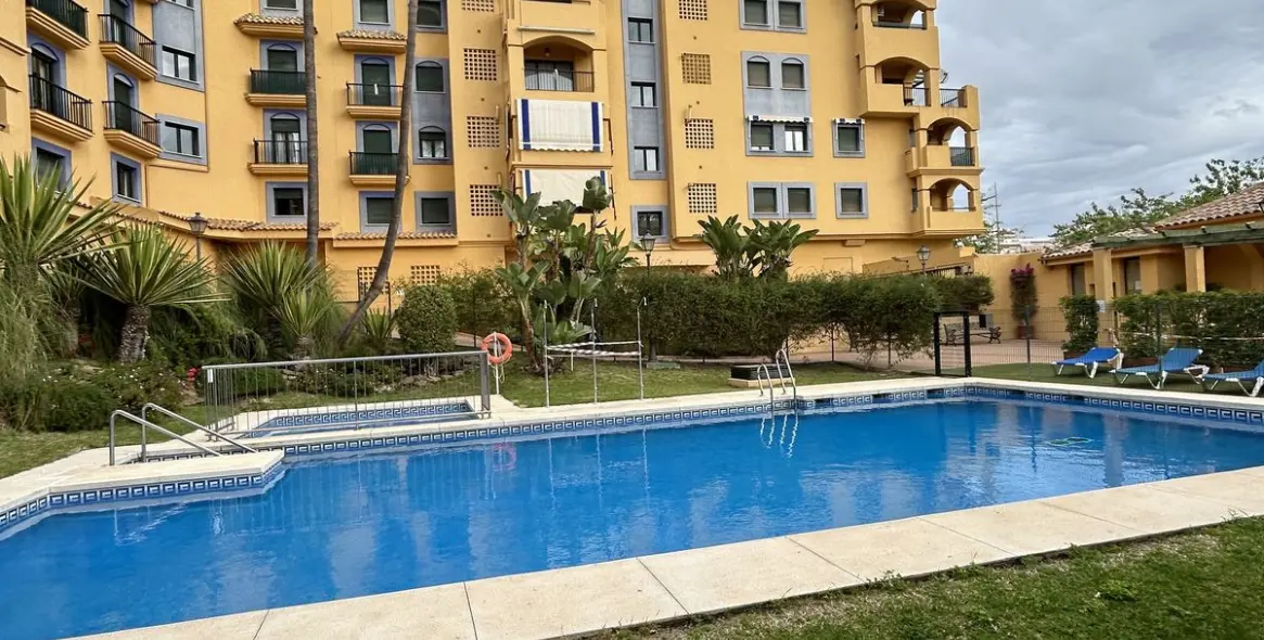 Long-term rent of ground floor apartment in San Pedro de Alcántara 19