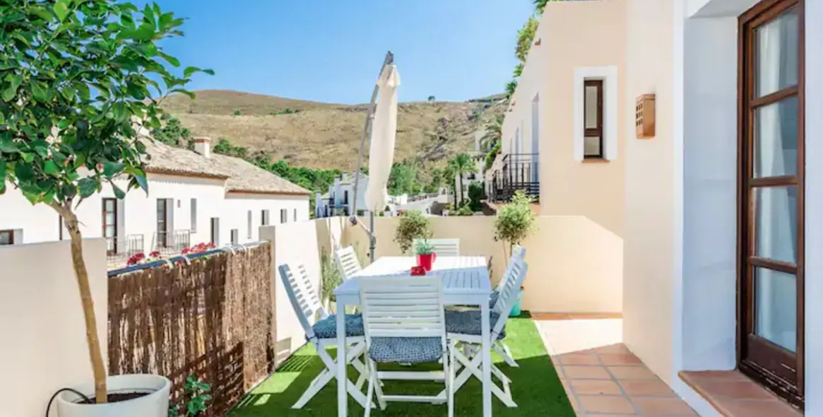 Alquiler a largo plazo de adosado en Benahavís 4