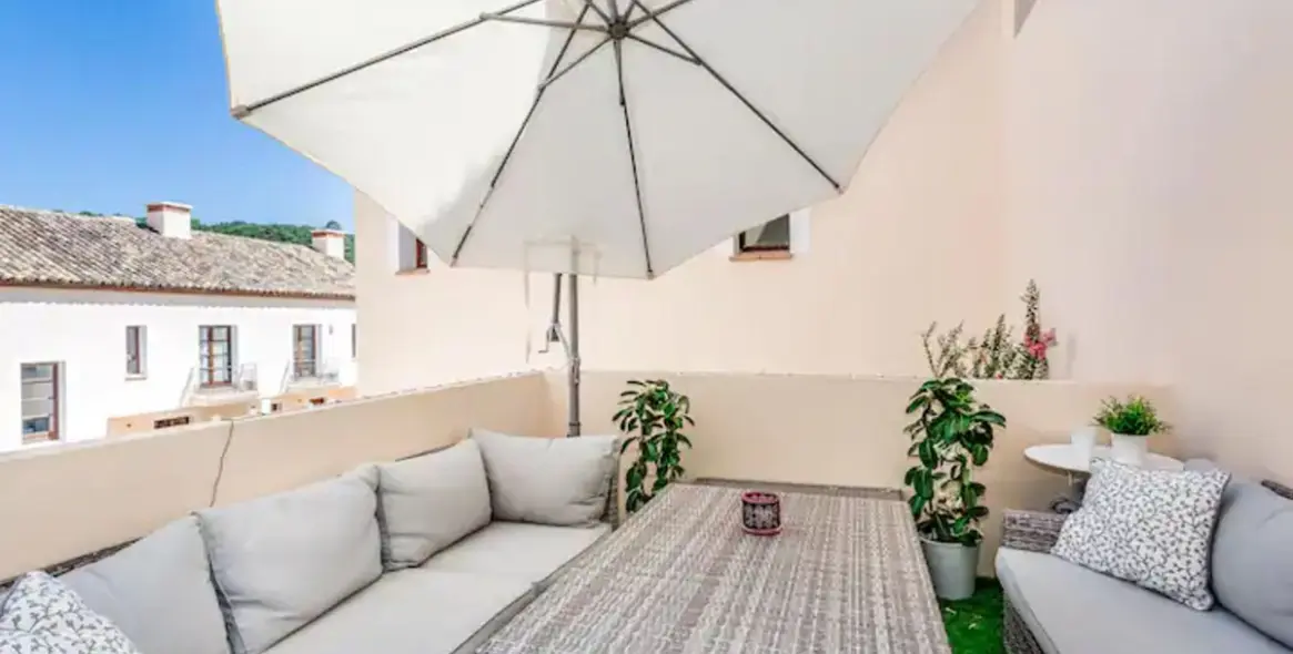 Alquiler a largo plazo de adosado en Benahavís 5