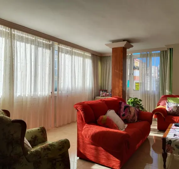 Sale of middle floor apartment in Torremolinos