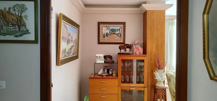 Sale of middle floor apartment in Torremolinos 4