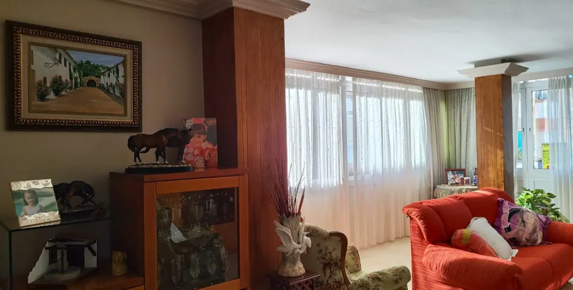 Sale of middle floor apartment in Torremolinos 6