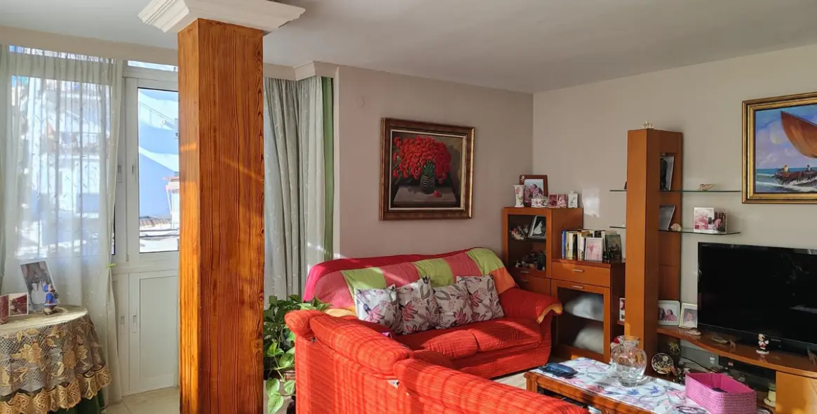 Sale of middle floor apartment in Torremolinos 17