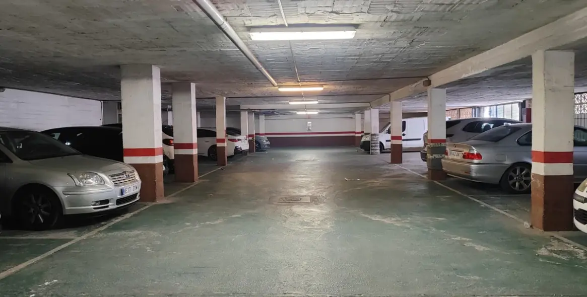 Продажа апартаментов на среднем этаже в Torremolinos 61