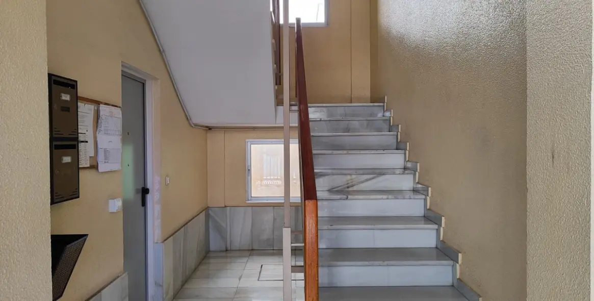 Продажа апартаментов на среднем этаже в Torremolinos 63