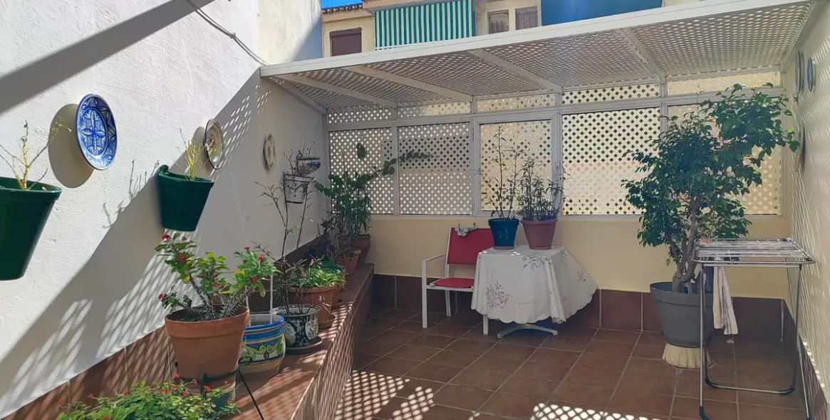 Продажа апартаментов на среднем этаже в Torremolinos 65