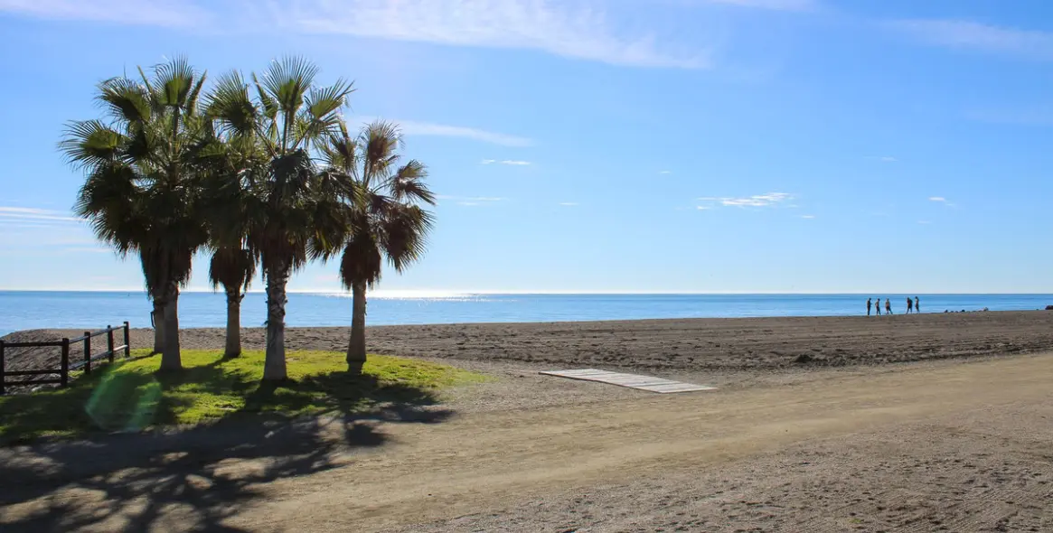 Sale of semi-detached house in Torre del Mar 12