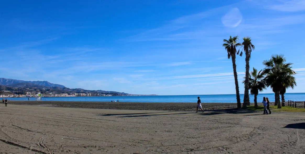 Sale of semi-detached house in Torre del Mar 13