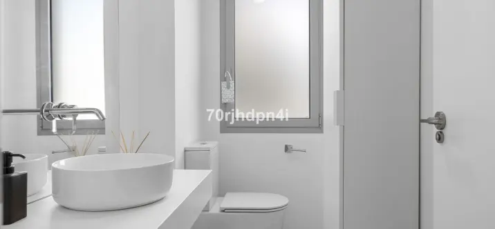 Sale of middle floor apartment in Mijas 1