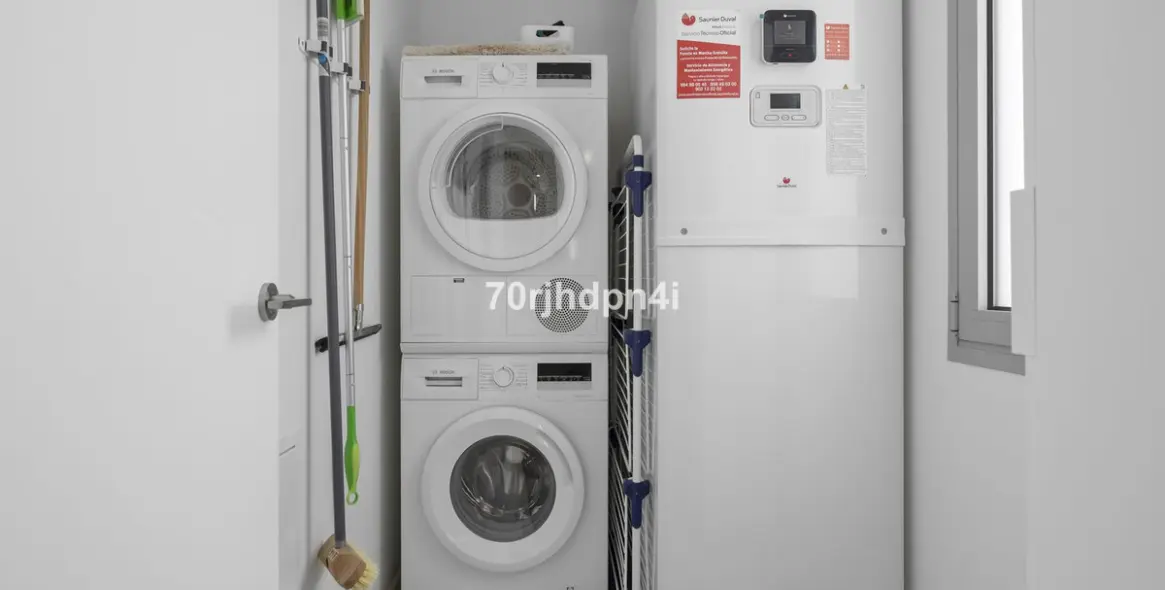 Sale of middle floor apartment in Mijas 4