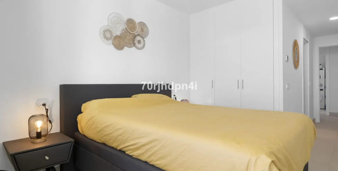 Sale of middle floor apartment in Mijas 12