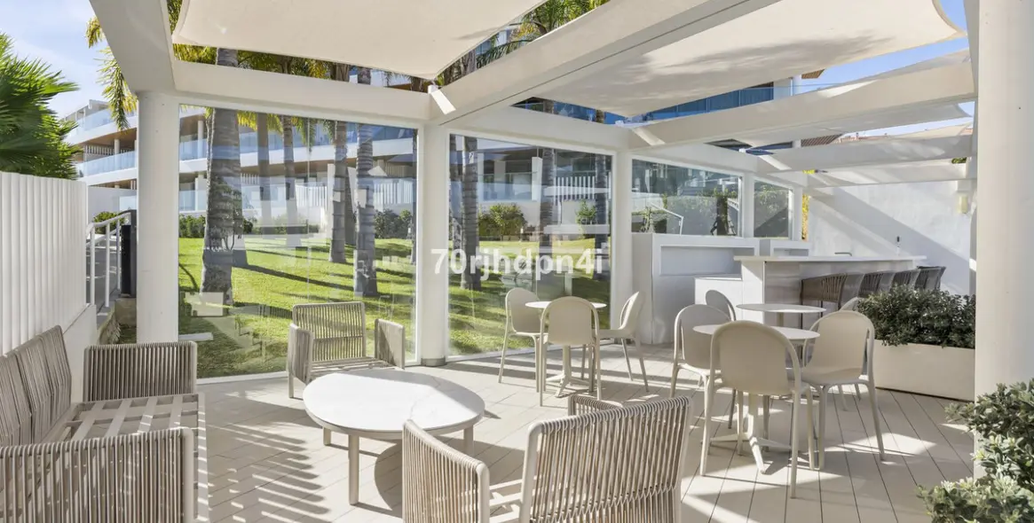 Sale of middle floor apartment in Mijas 41