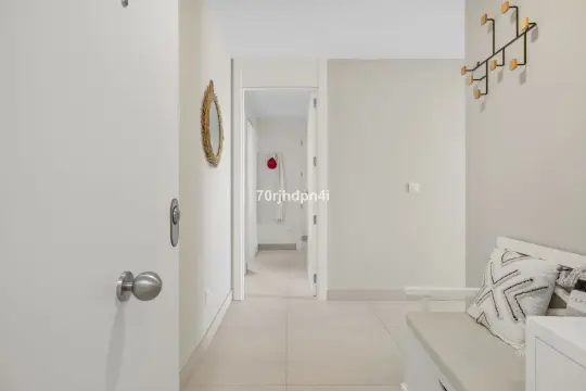 Image 1 thumb